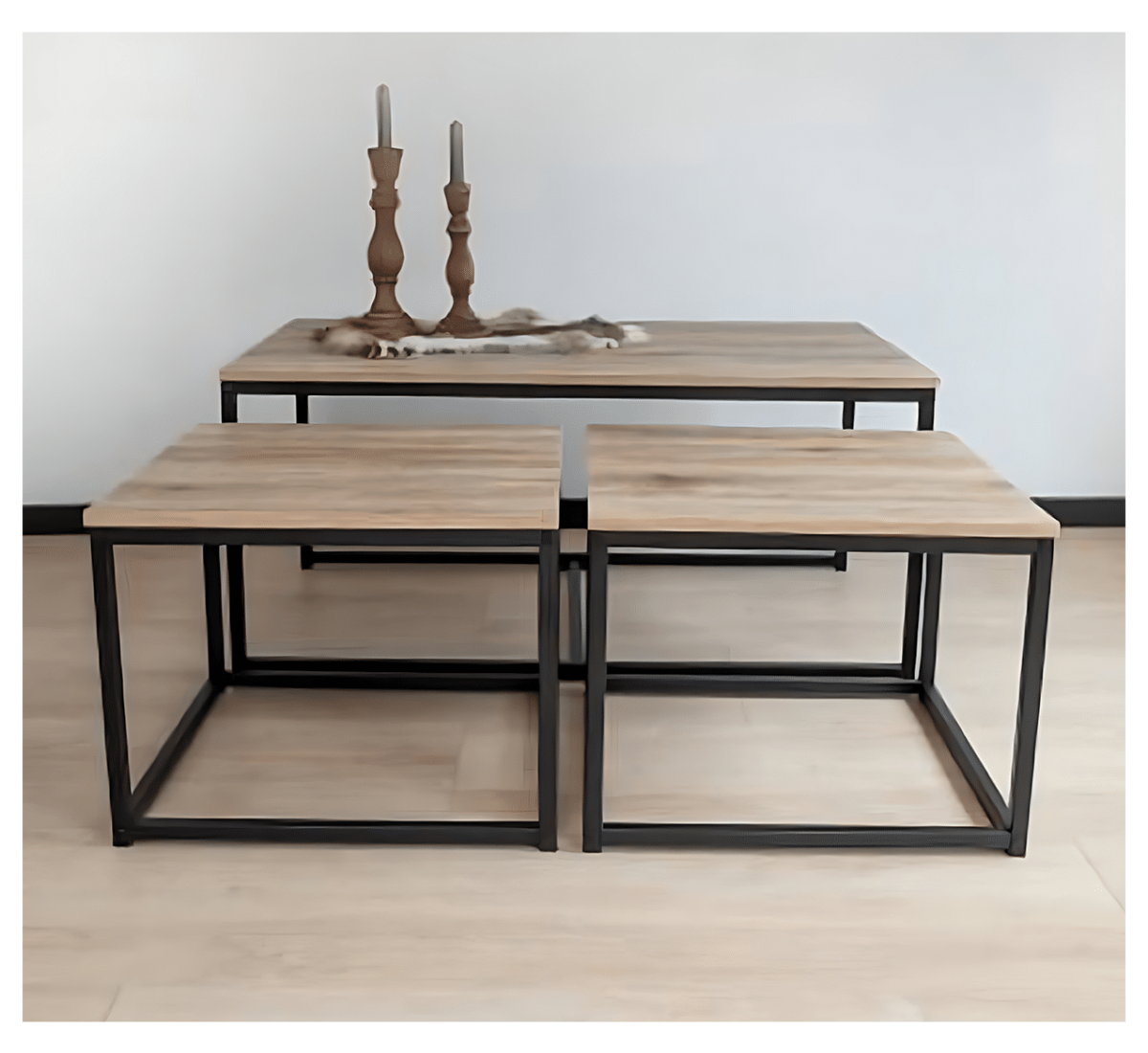 Urban-living-salontafel-houtlook-met-2-bijzettafels-sfeerfoto-1